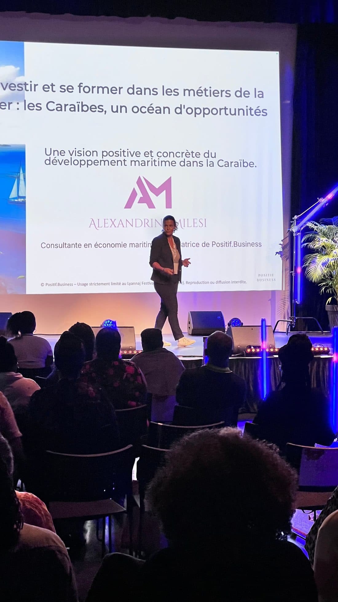 Alexandrine Milesi en conférence sur l'économie bleue des Caraïbes